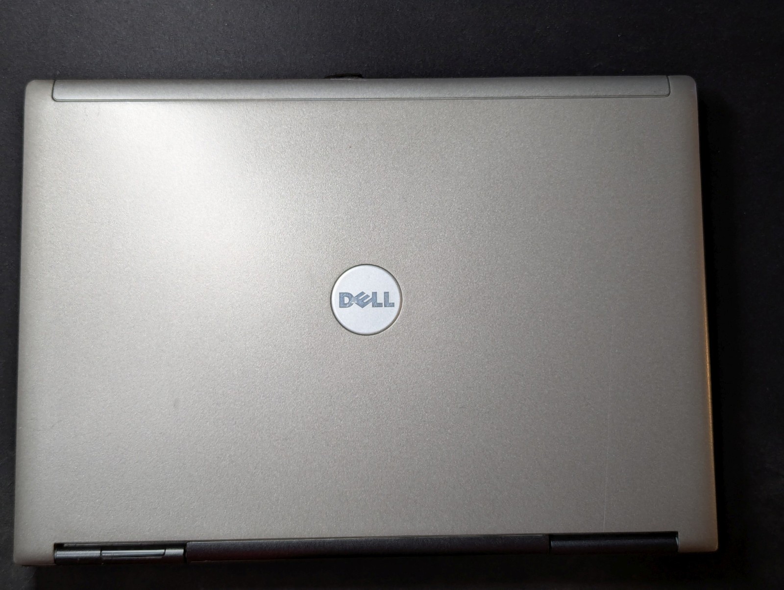 Dell Latitude D620 2.5GB RAM Laptop Windows 10 Pro, 240GB SSD – TESTED