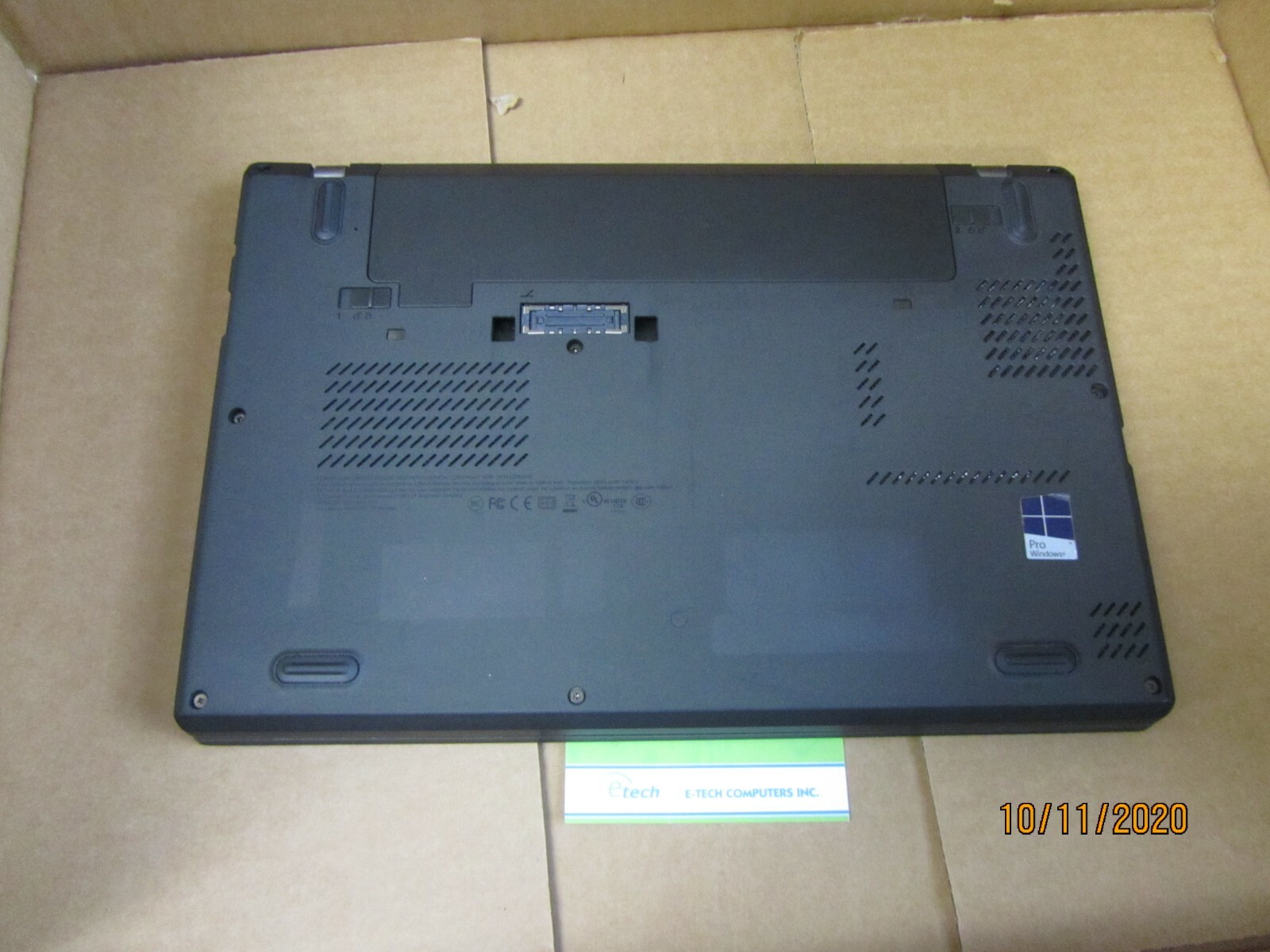 20AMS32T07 ThinkPad x240 i7-4600U 8GB 500GB HD 12.5″ HD 1366×768 Win10 Pro64