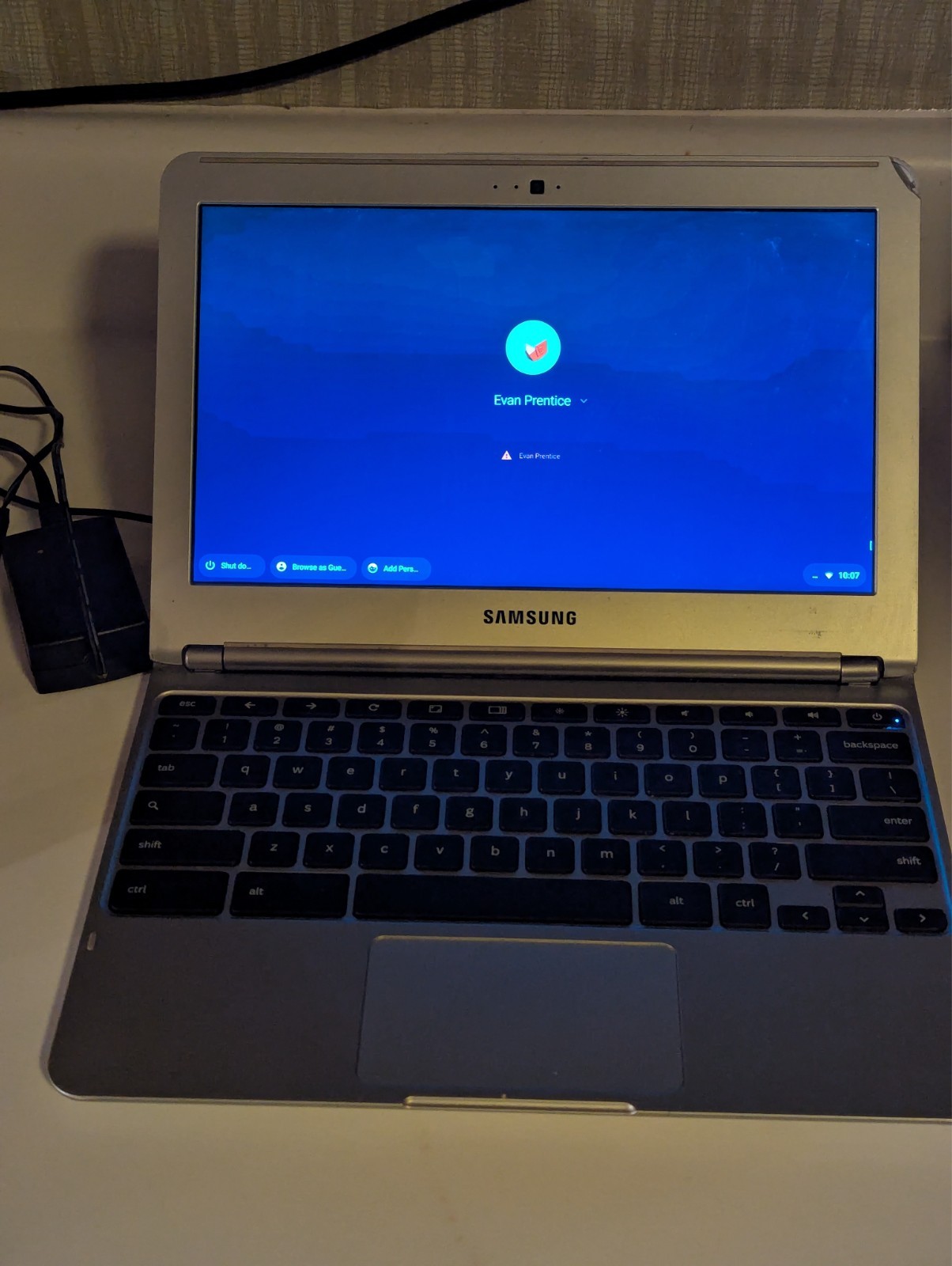 Samsung Chromebook 11.6″ (16GB SSD, Samsung Exynos 5 Dual, 1.7GHz, 2GB RAM)…