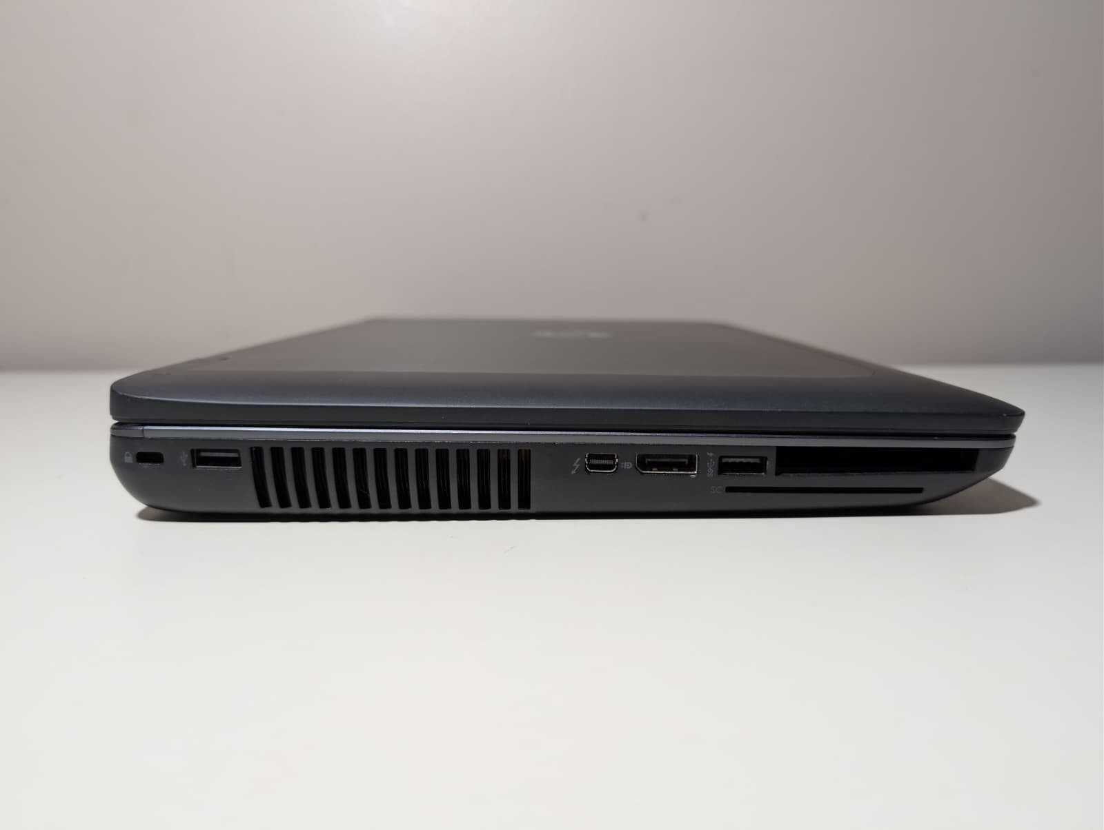 HP ZBook 15 G2 | i7-4910MQ 4th 32GB RAM NO SSD | NVIDIA K2100M | Backlit