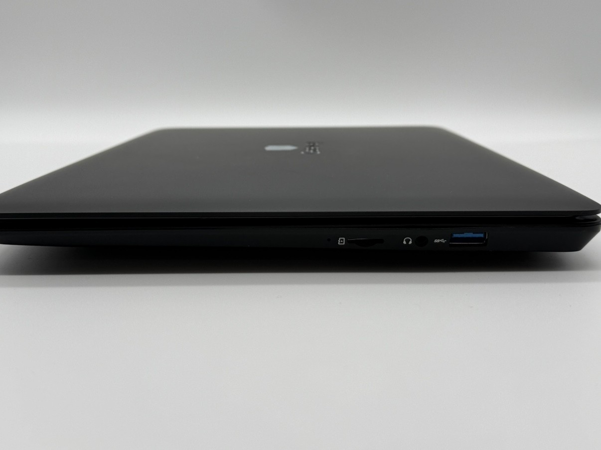 Gateway 14.1″ FHD i5-1135G7 16GB 512GB SSD Iris Xe Win11 Black great deal !!!