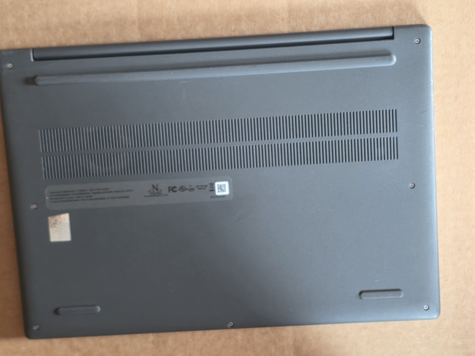 Lenovo IdeaPad Slim 3x 15Q8X10 15.3″ WUXGA Touch Snapdragon X 16GB 1TB SSD W11H