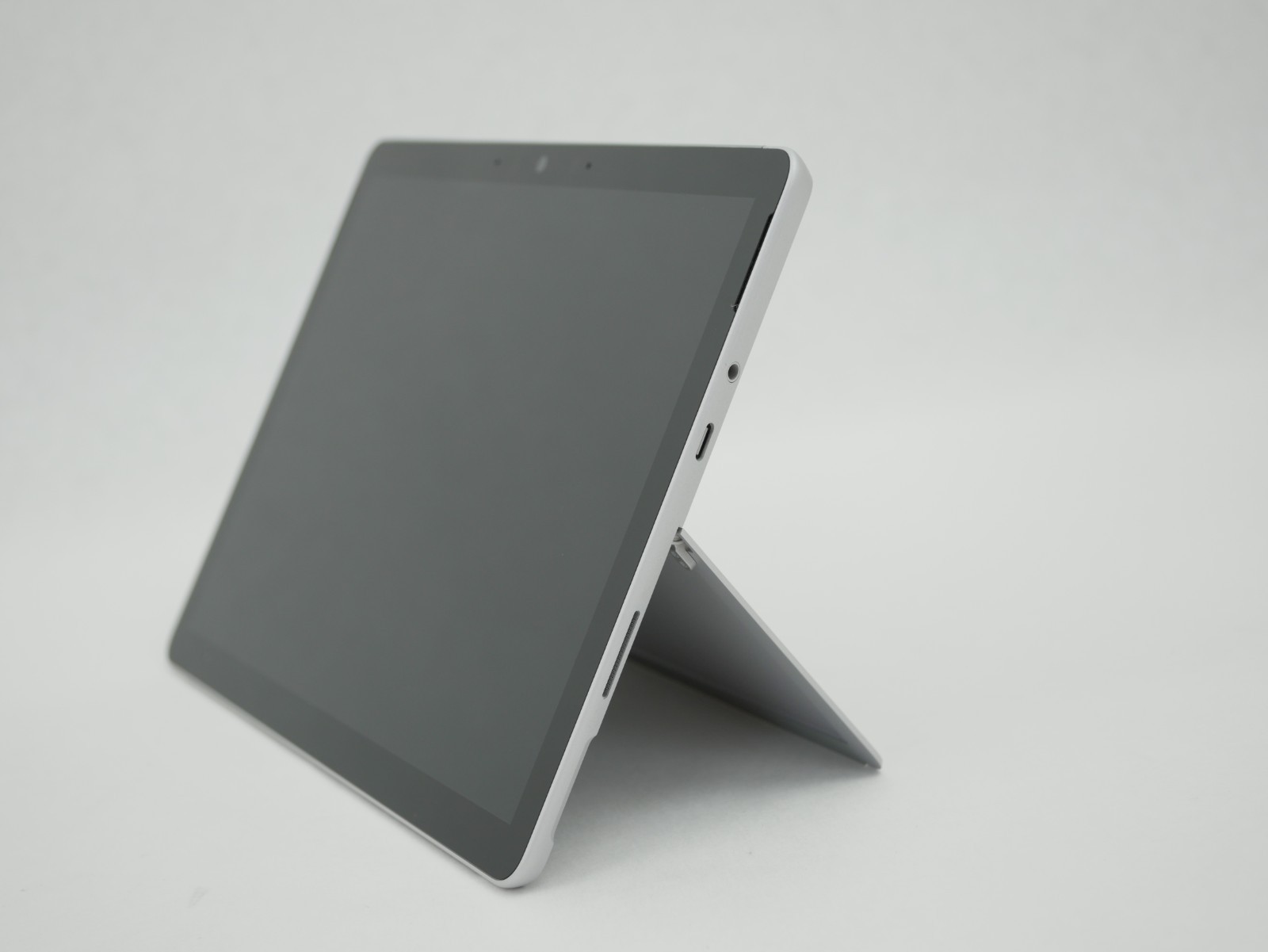 Microsoft Surface Go 2 10.5″ Touch Core m3-8100Y 1.1GHz 4GB RAM 64GB eMMC 1926