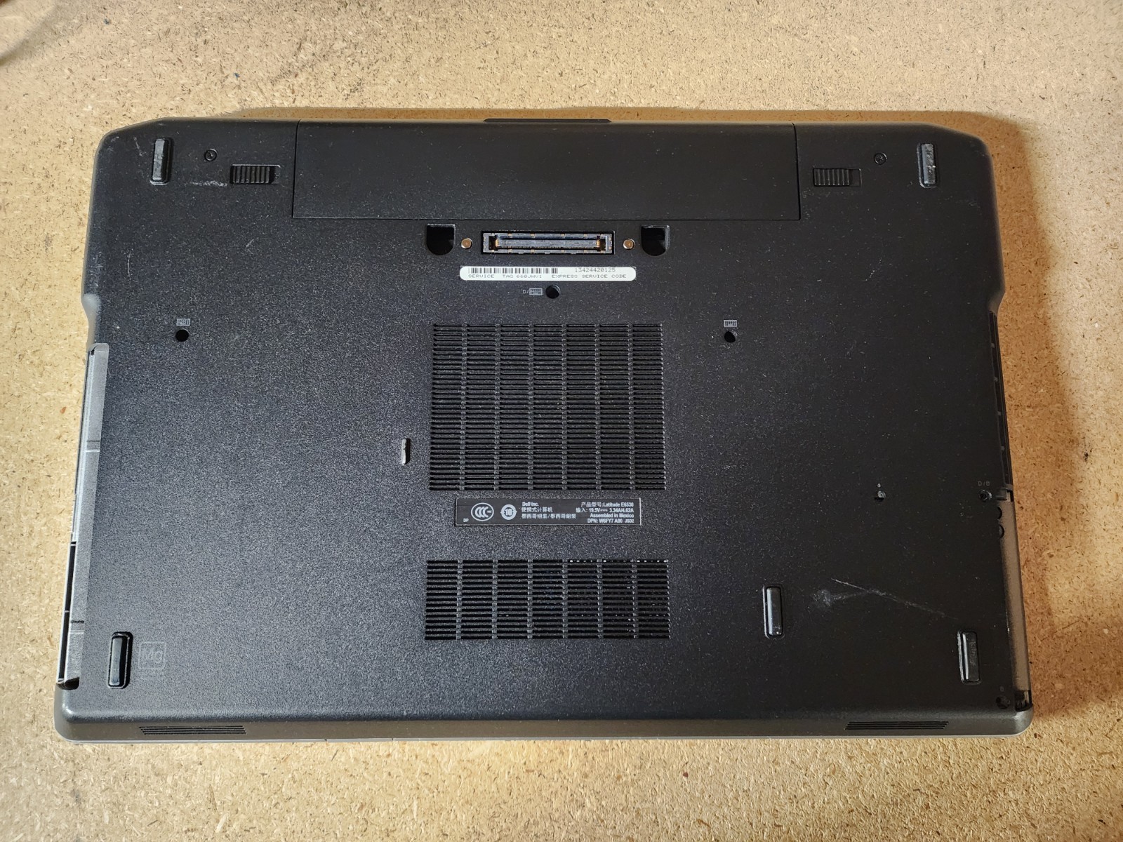 Dell Latitude E6530 Laptop i7-3520M 2.9GHz 8GB RAM No HDD/OS See Desc