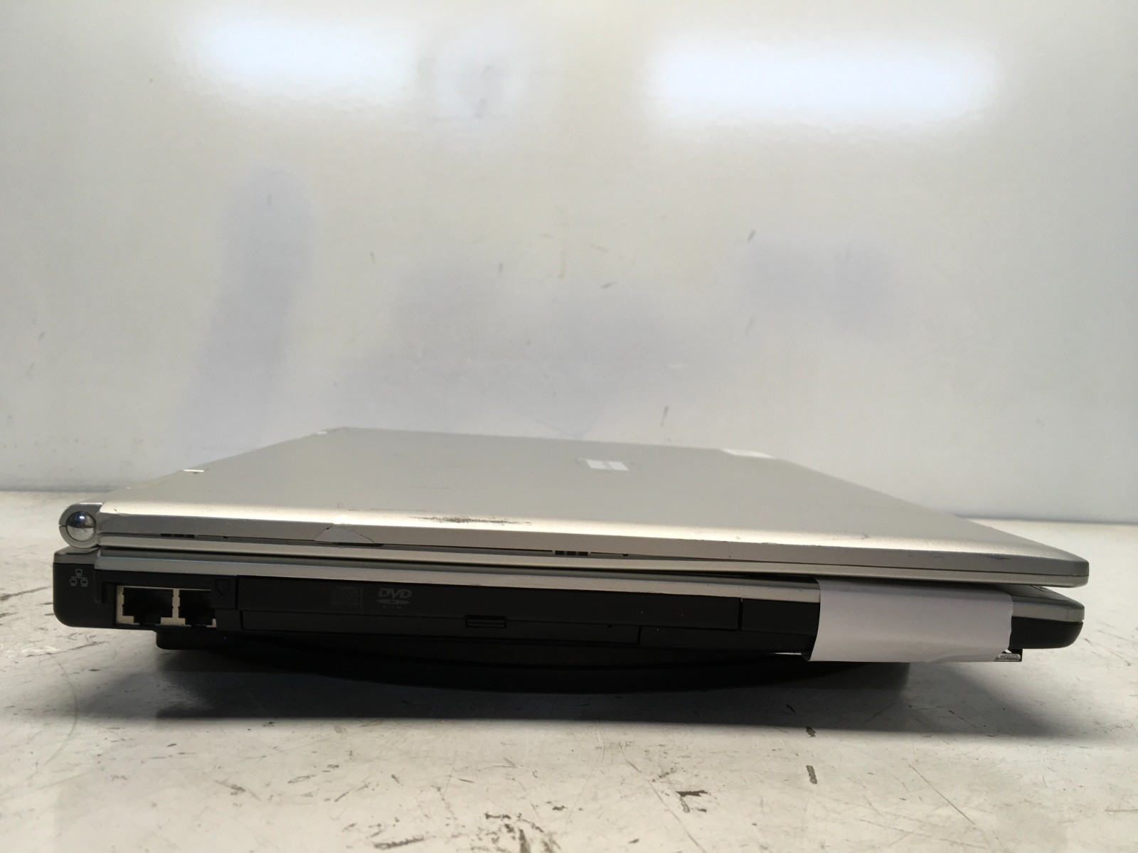Averatec 5500 Mobile AMD Sempron 2600+ 1600MHz 480 MB NO HDD
