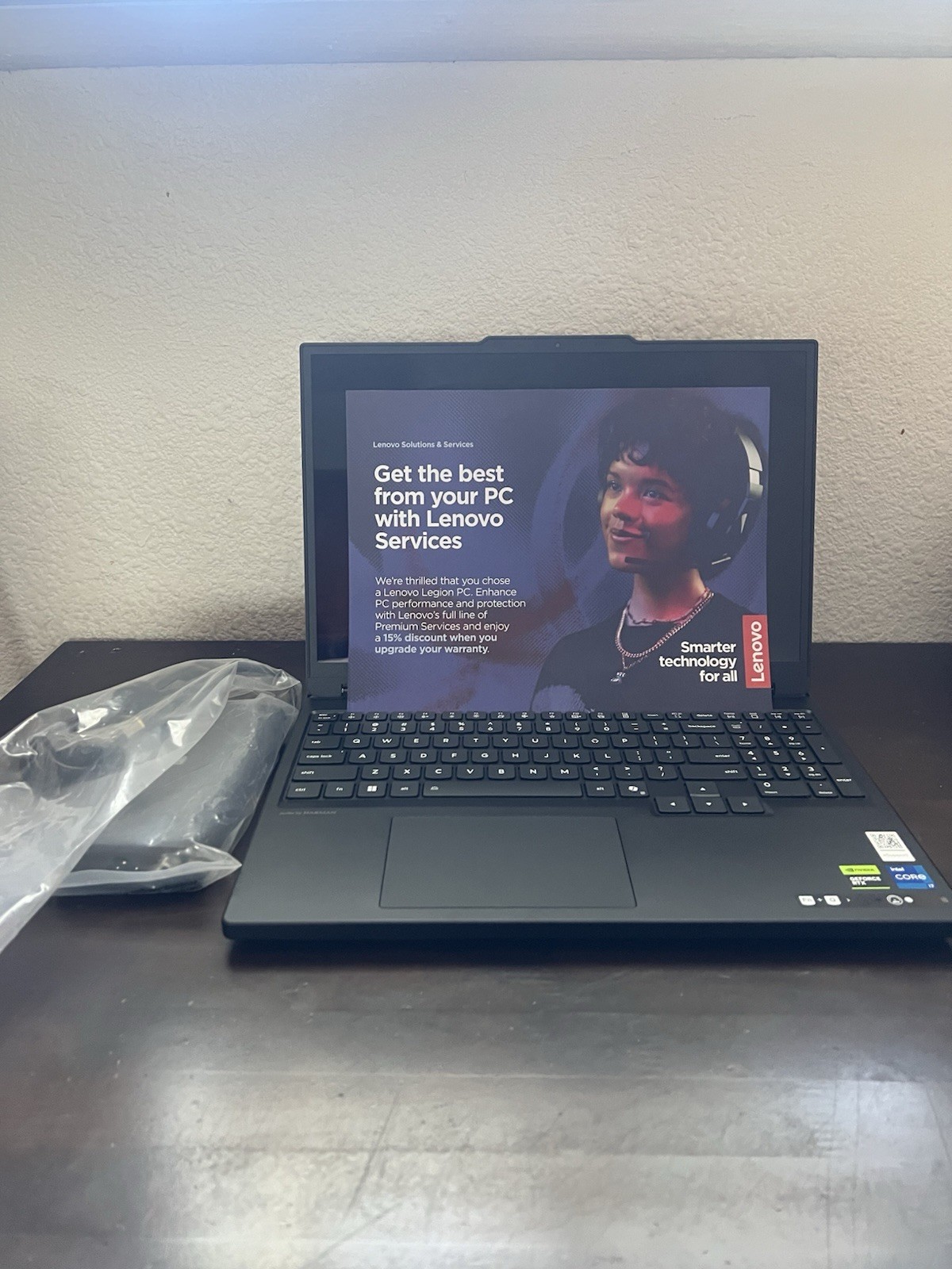 New Lenovo Legion 5 15.1 inch Intel Core i7 14700HX 16 GB RAM RTX 5070 OLED
