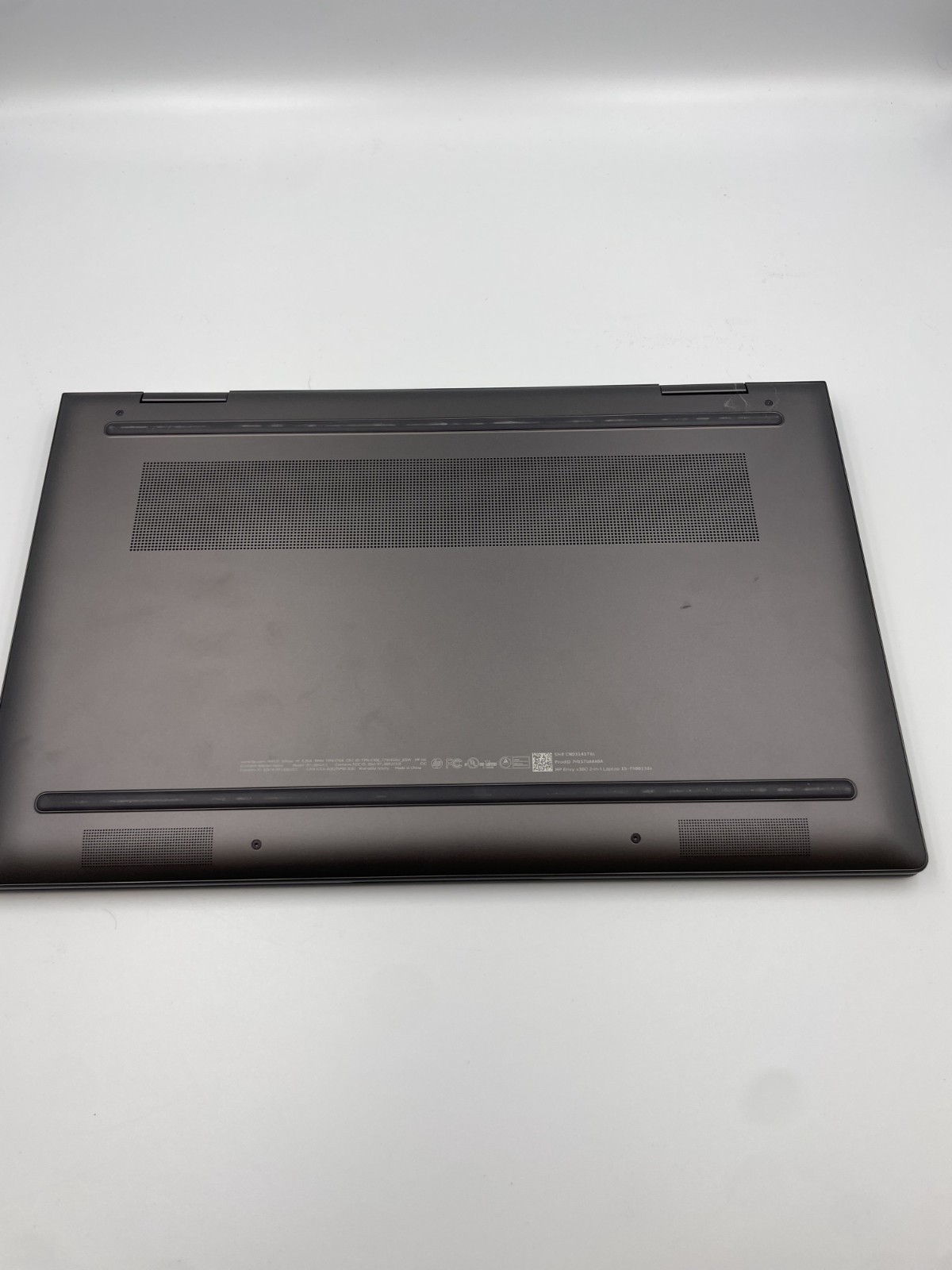 HP Envy 15.6″ 2-in-1 Laptop AMD Ryzen5 7530U, 8GB RAM, 256GB SSD Nightfall Black