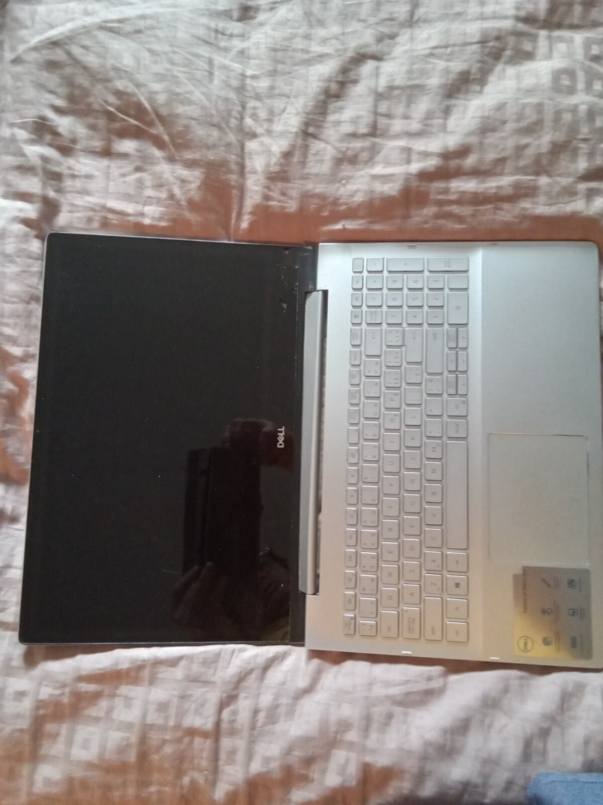 Dell inspiron 7591 2in1 laptop