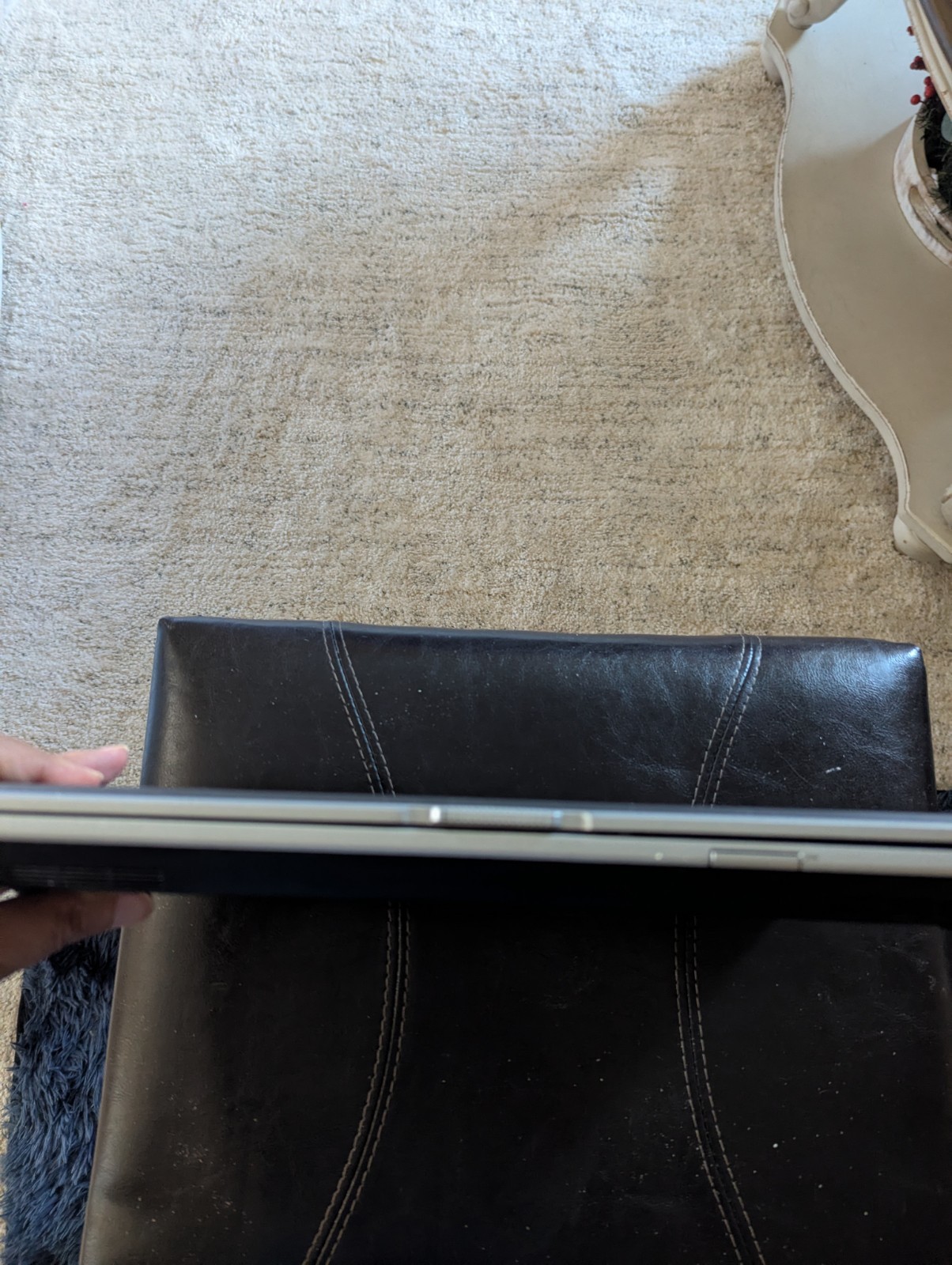 Dell Latitude E-6420 i-5-2nd Gen, 4GB Ram, DvD R/W, No HDD Pls Read Description.