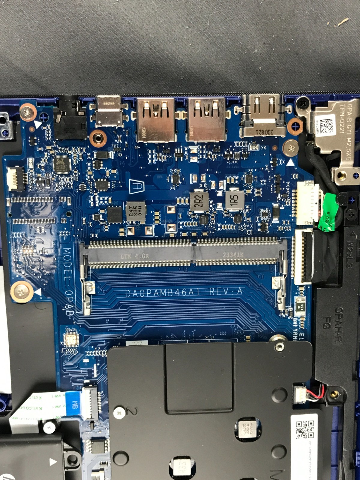 HP 14 Inch Blue Laptop Model: 14-DQ0055DX For Parts