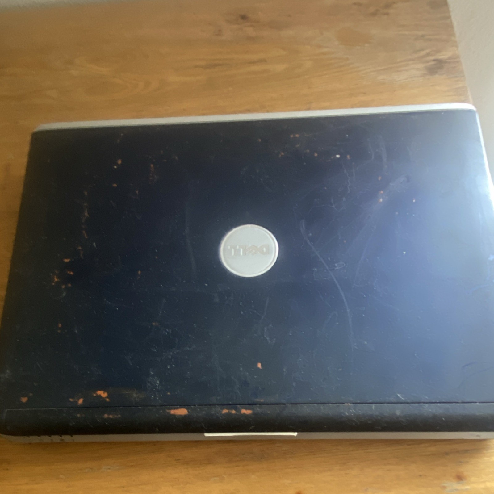 Dell Inspiron 1420 Notebook Laptop Intel Centrino 14″ Silver Windows Vista Wi-Fi