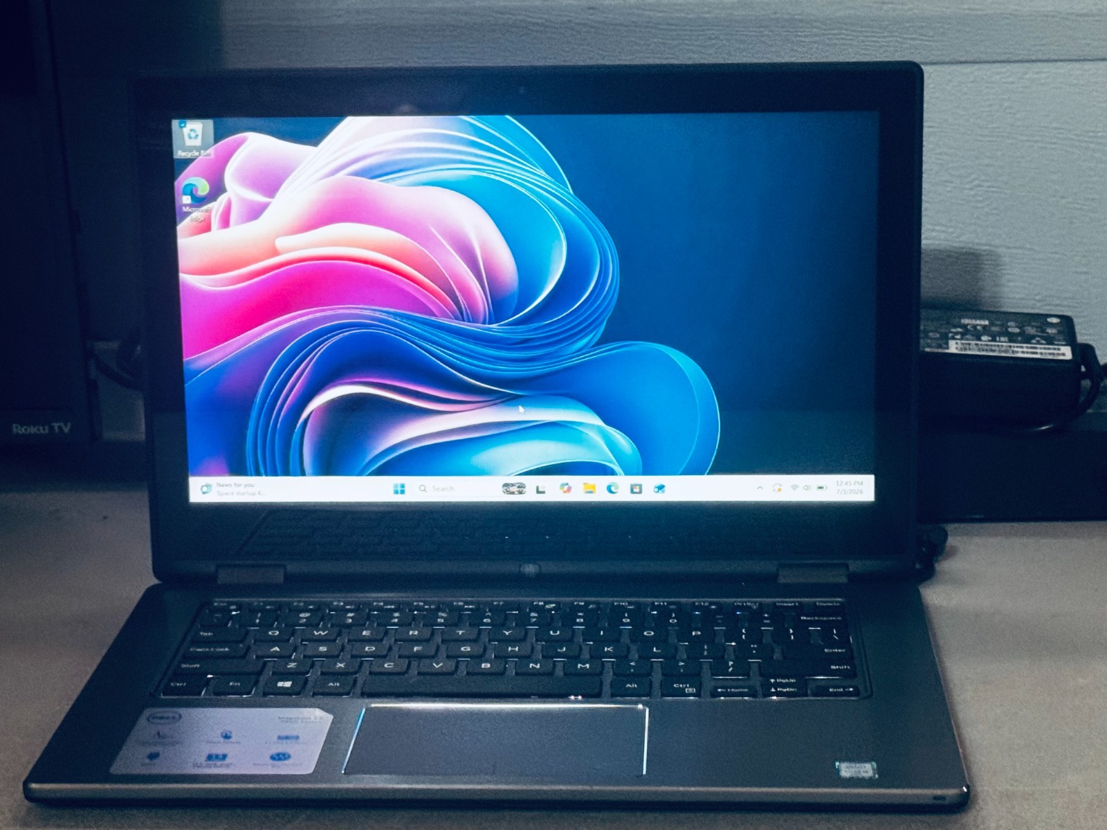 Dell Inspiron 2-in 1 Touch Laptop-Intel i5 6200U-8GB RAM-256GB WIN 11-Excellent