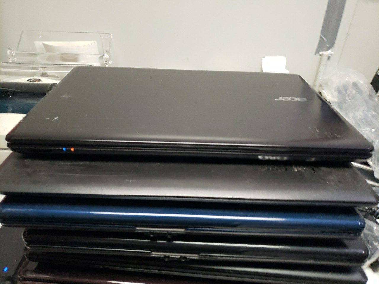 Acer Aspire E5-571P-55TL QUAD i5-4210U 1.7GHz 4GB WIN 10 NO POWER CORD FREE SHIP