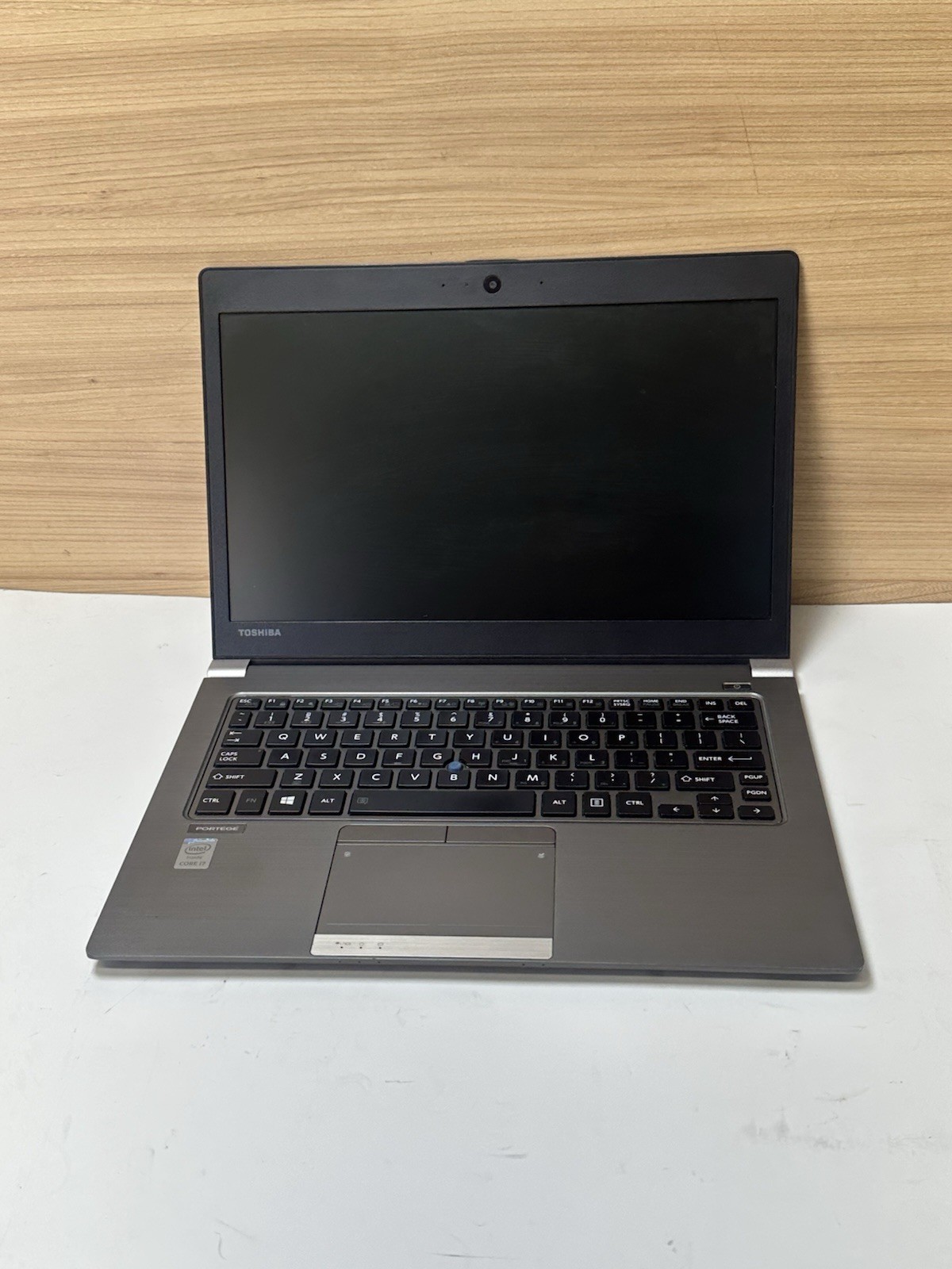 Toshiba Portege Z30-B Core i7-5500U 120GB SSD, 8GB Ram (NO OS NO POWER SUPPLY )