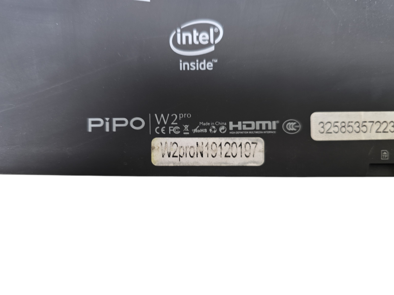 Windows Pipo W2 Pro Atom X5 28350@1.44GHz 32GB HDD 2GB Ram Win 10 Tested