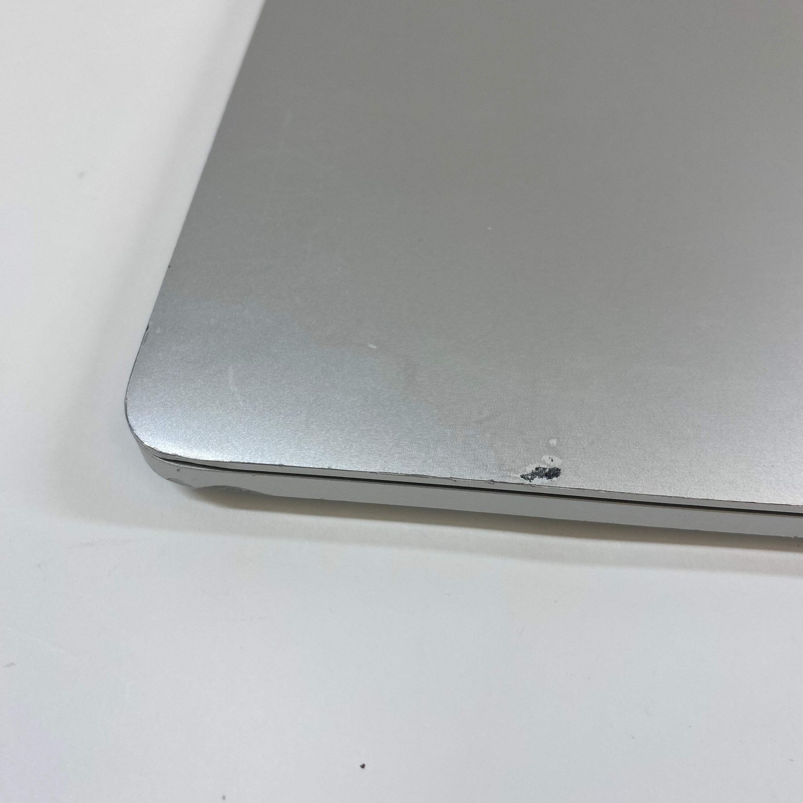 Broken 2022 Apple MacBook Pro 13.3″ M2 10C 3.5GHz 8GB RAM 512GB SSD A2338 READ