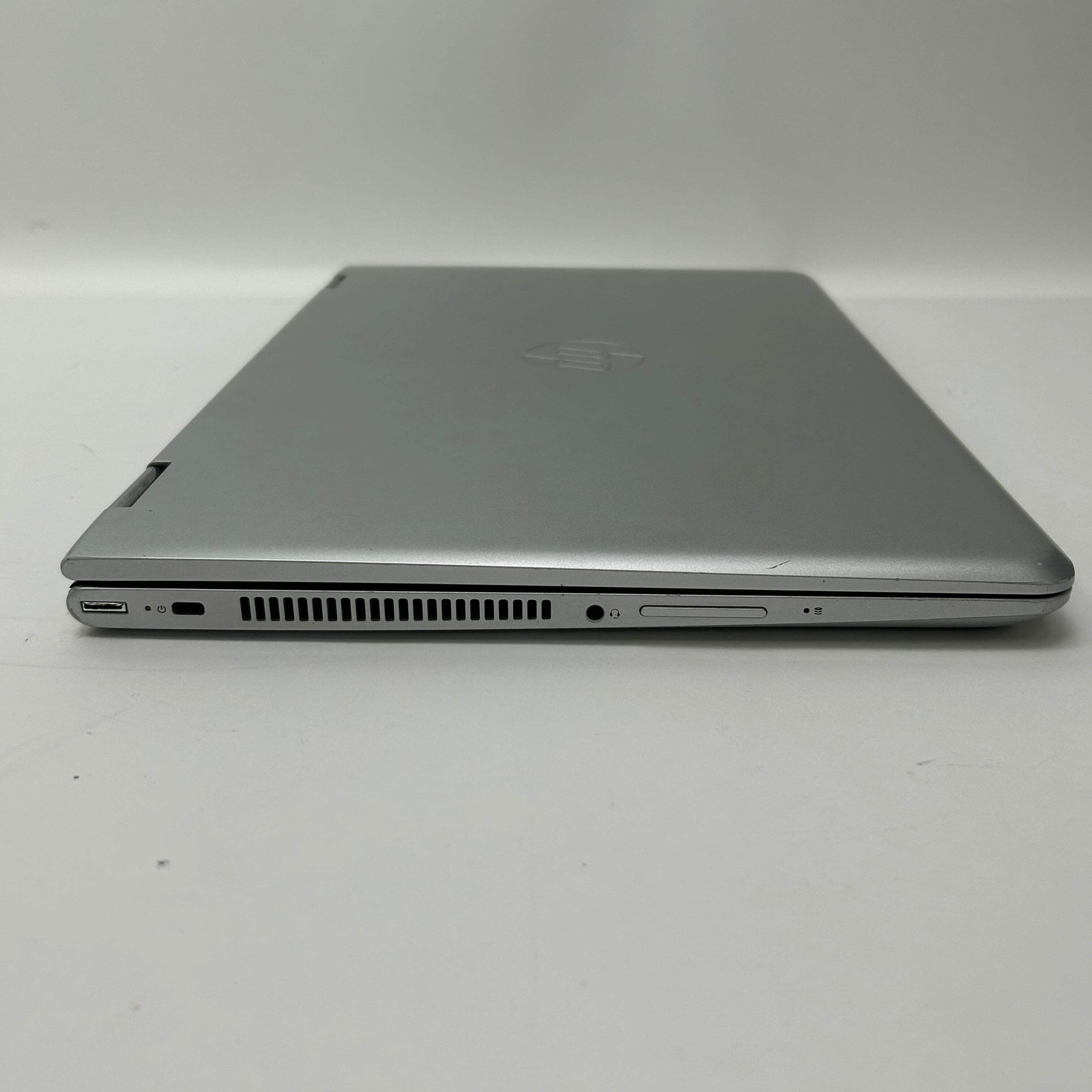 HP Pavilion x360 TPN-W125 14″ i3-7100U 2.4GHz 8GB RAM 500GB SSD