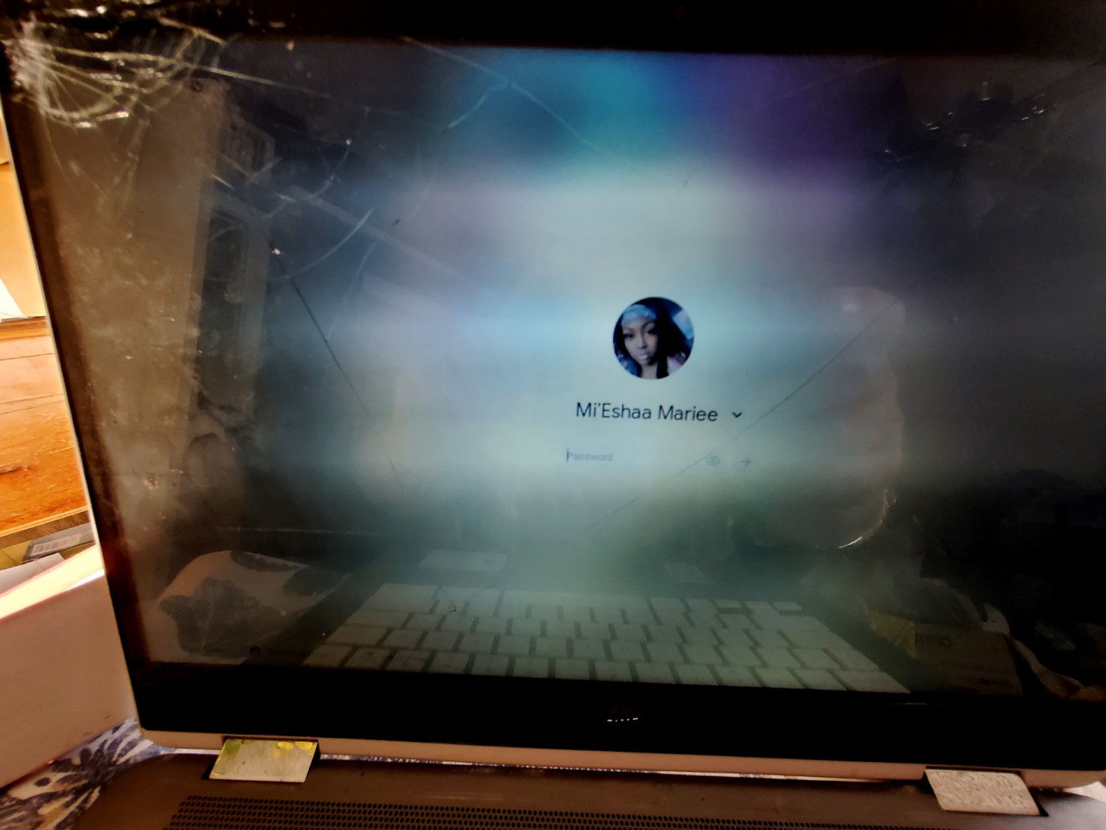 HP Chromebook x360 Password can be unlocked with 4-key universal reset code