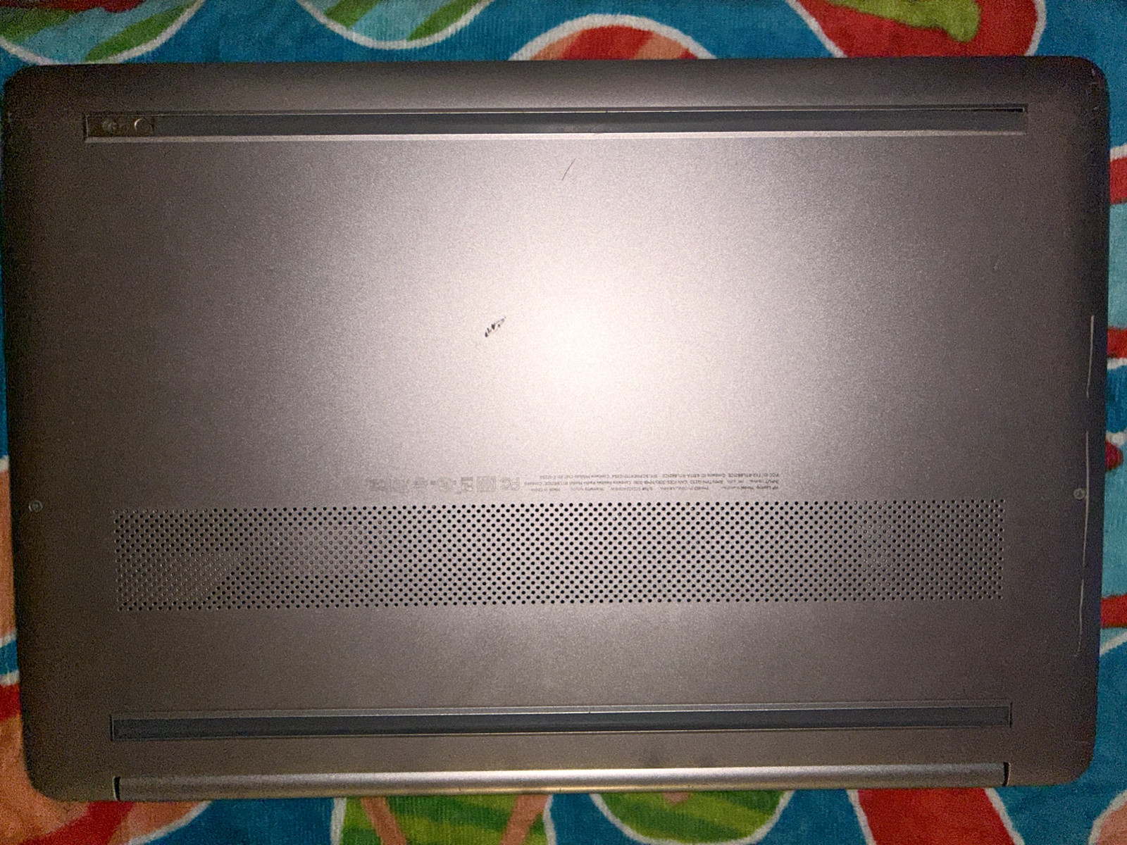 hp 15-ef 1000 series laptop (silver 15.6″ display) used, great condition (TM)