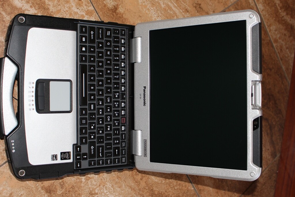 Panasonic ToughCF-31 MK5, i5-5300U @ 2.30GHz/16GB/1TBSSD/Win 10P64B,4G LTECAMGPS