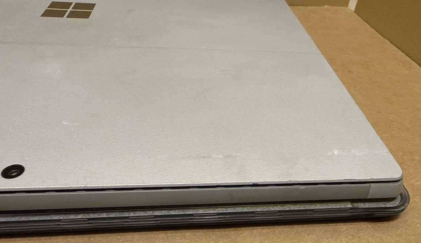 Microsoft Surface Pro 6 12.3″ i7-8650U 16GB RAM 512GB SSD Without AC Adapter