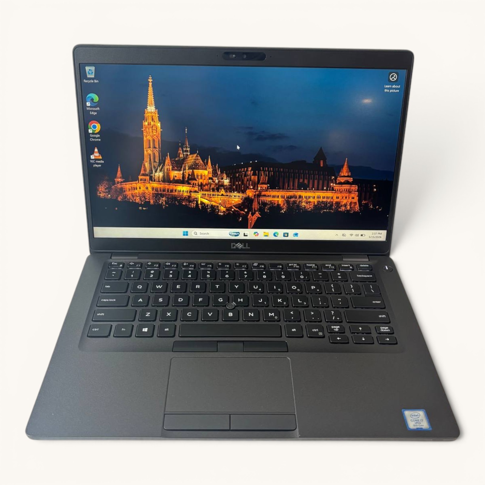 Dell Latitude 5400 Laptop 14″ i7 8th Gen 16GB RAM 256GB SSD Radeon 540X Win11