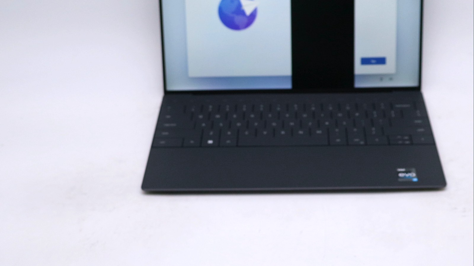 Dell XPS 9320 13″ i7-1270p 16GB 1TB – Fair READ DESC