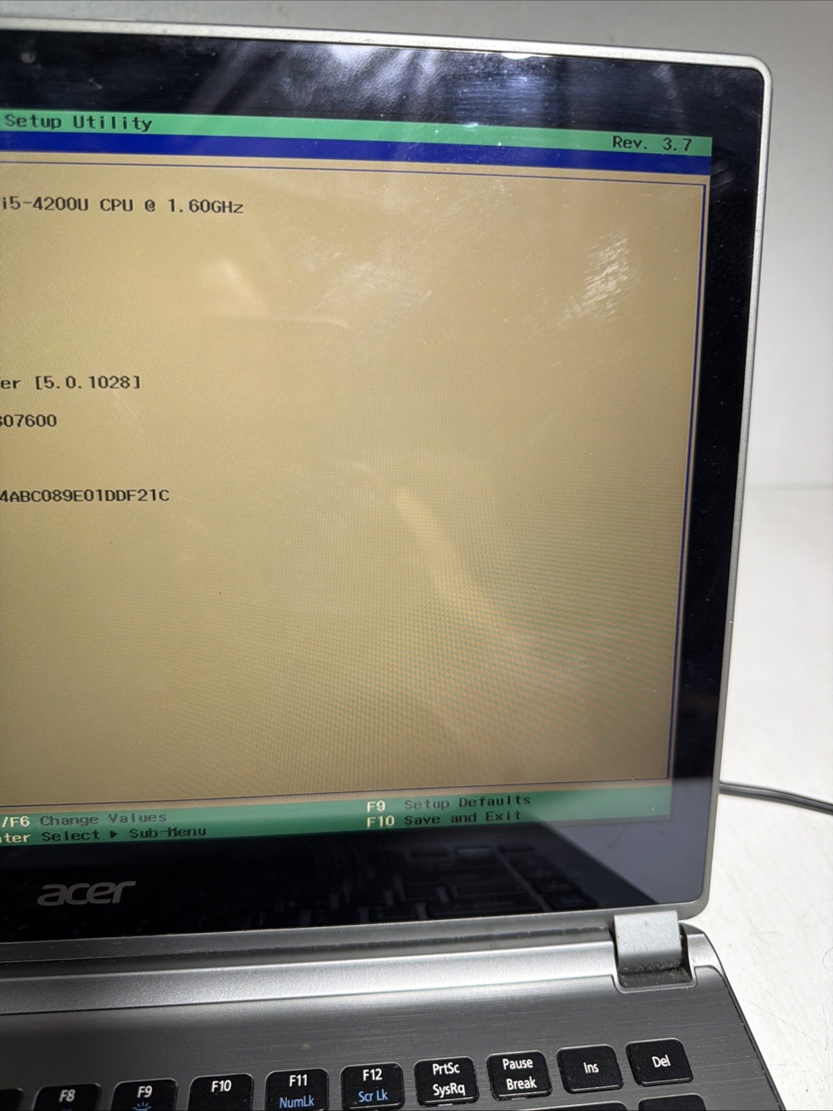 Acer Aspire V7-482PG 14″ Laptop i5-4200U 4gb Ram No Drives Boots Bios Hinge