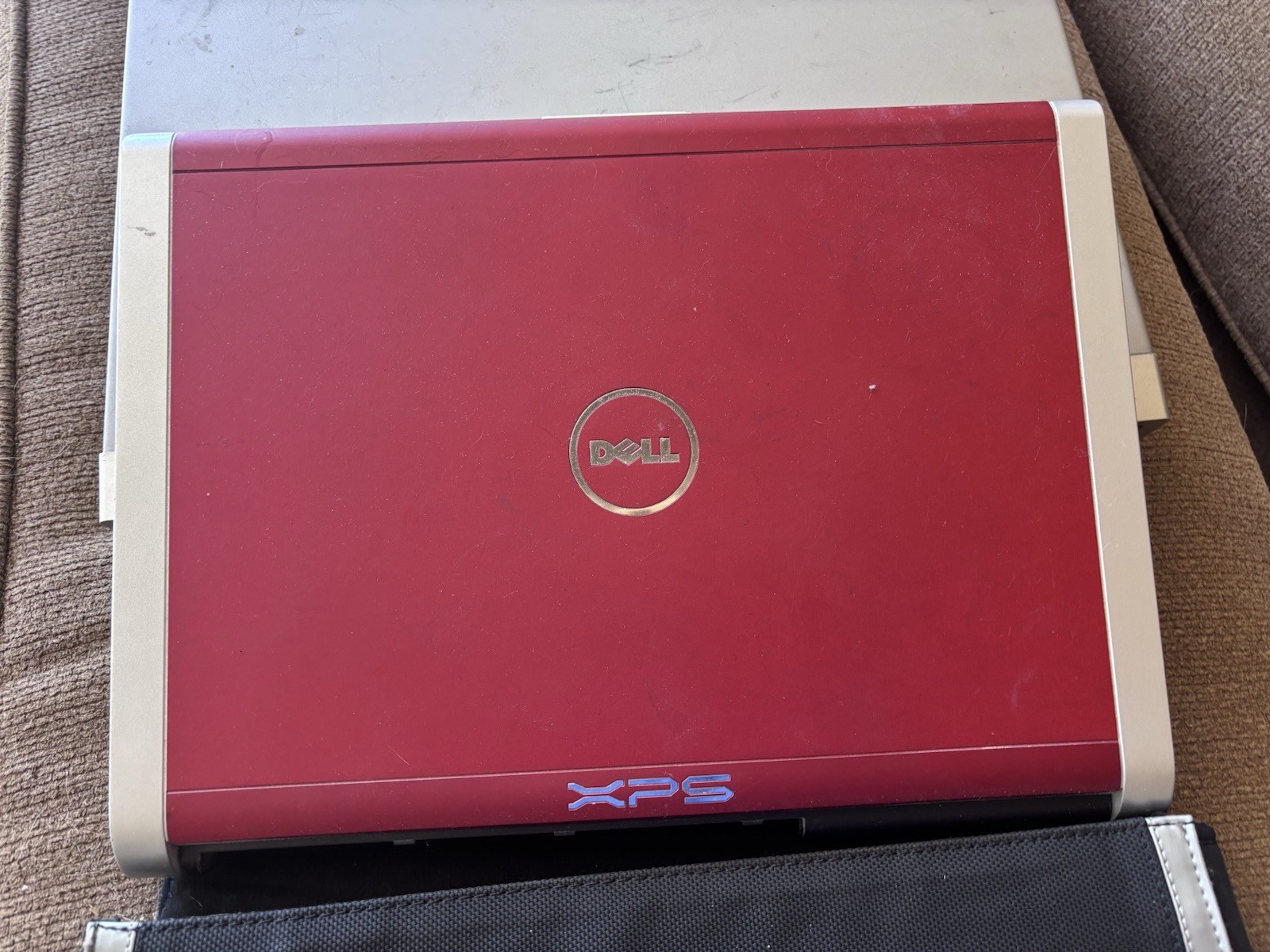 DELL INSPIRON 1720 LAPTOP WINDOWS VISTA WORKS FINE Needs Battery Red Cover