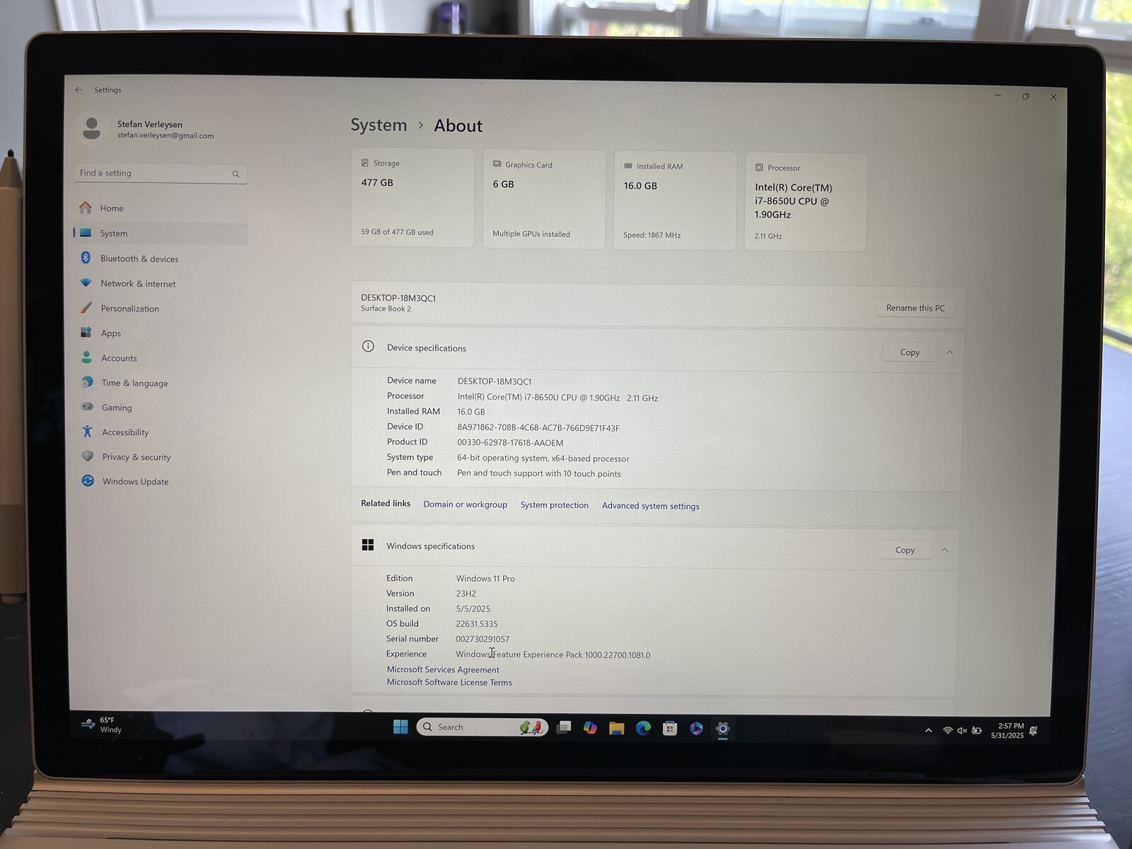 Surface Book 2 i7 16GB GTX 1060 + Surface Dock, Pen, Mouse, Charger