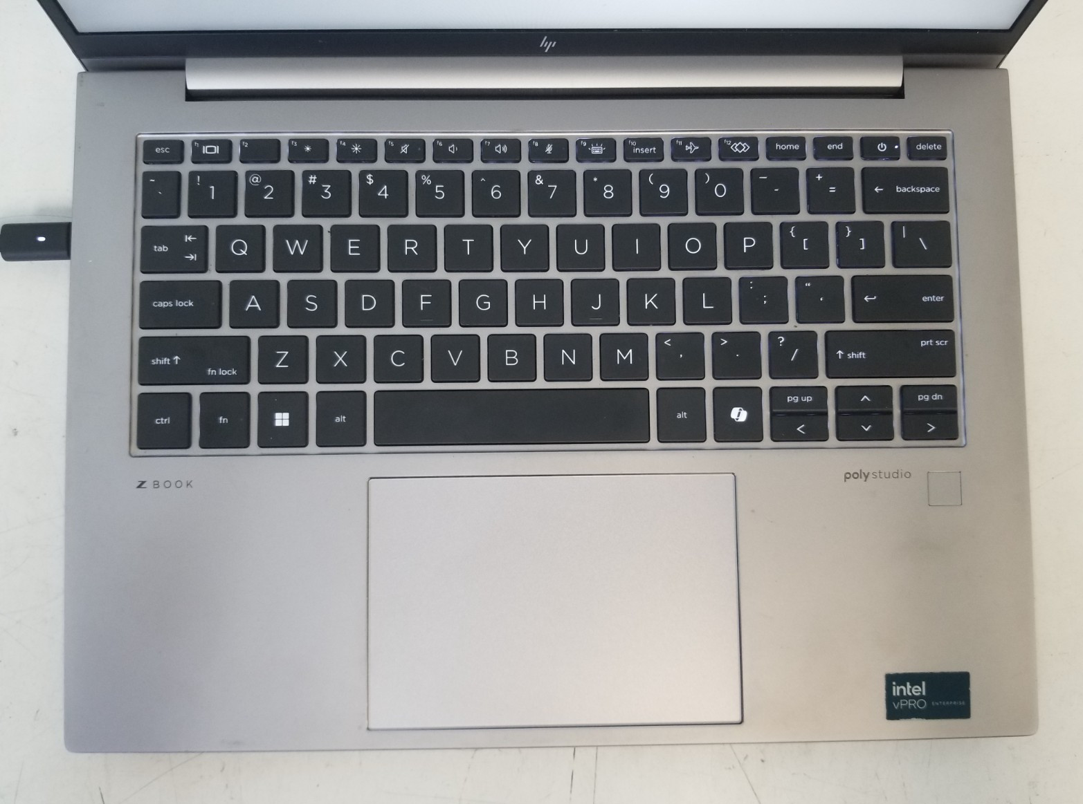 HP ZBook Firefly G11 14″ Core Ultra 5 135H 1.7GHz 16GB RAM NO OS NO SSD