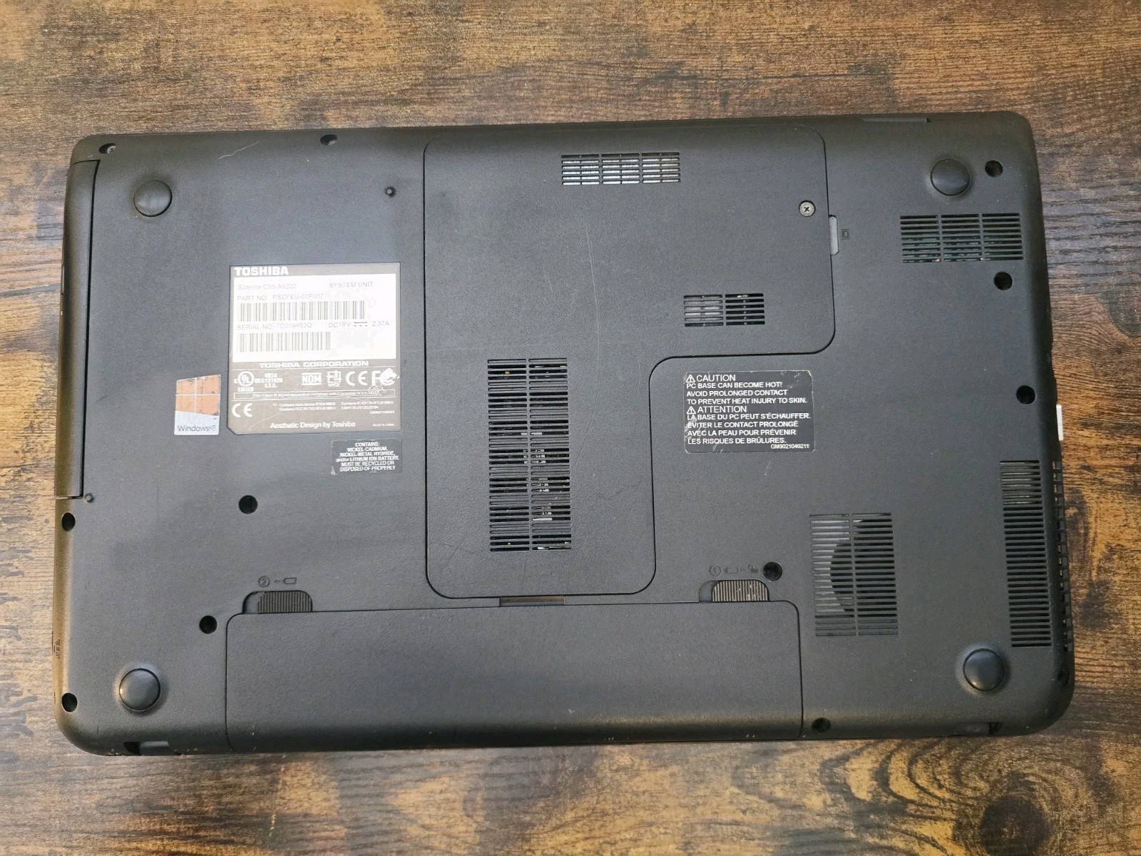 Toshiba Satellite C55 15.6″ HD Laptop Intel Celeron 1037U 4G 500G No OS DVD Cam