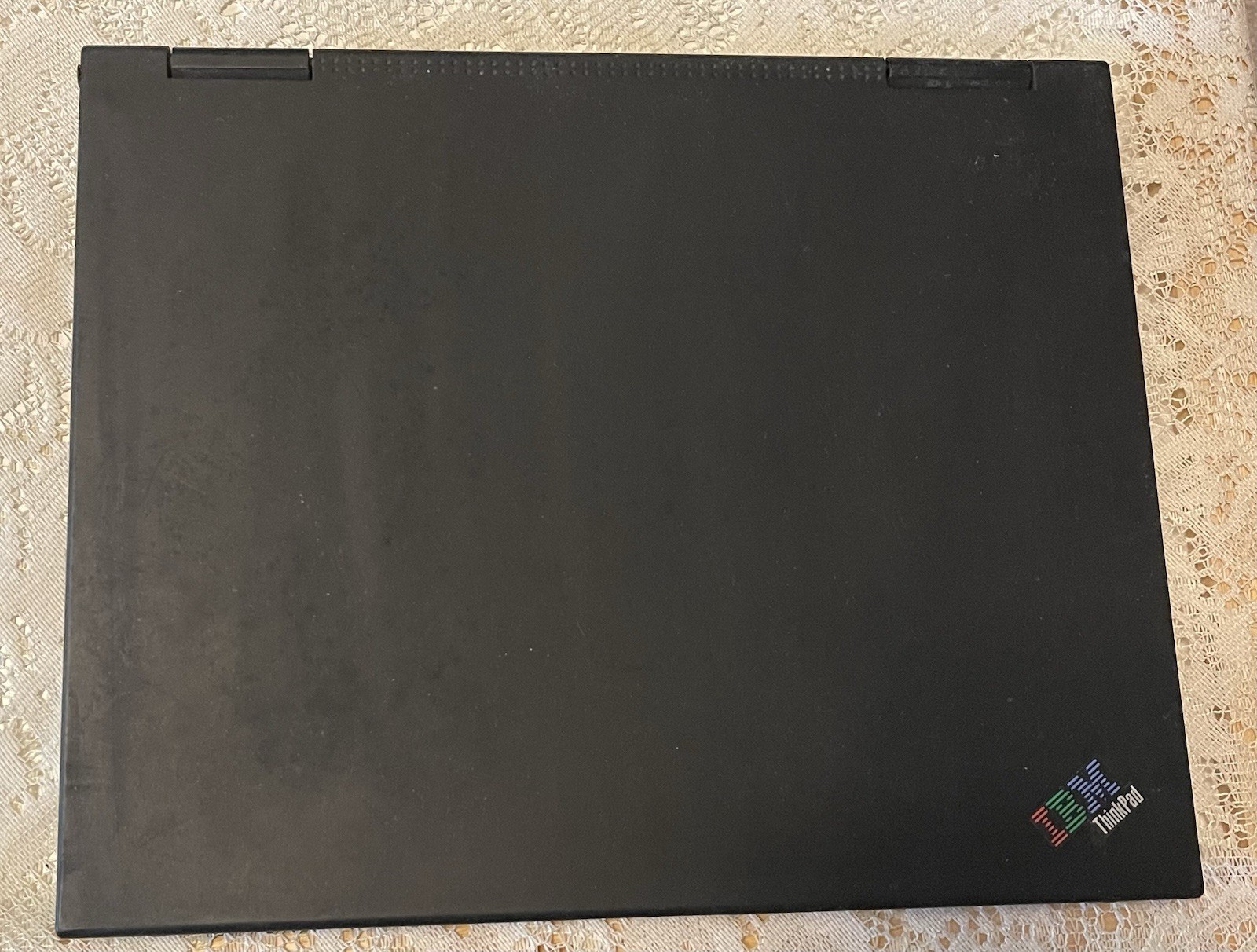 Vintage IBM Thinkpad X22, Pentium III 800 MHz, 640 MB RAM MAXED, 20GB HDD, Boots