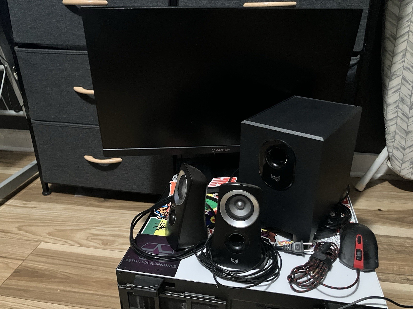 GAMING PC SETUP PC AND MONITOR