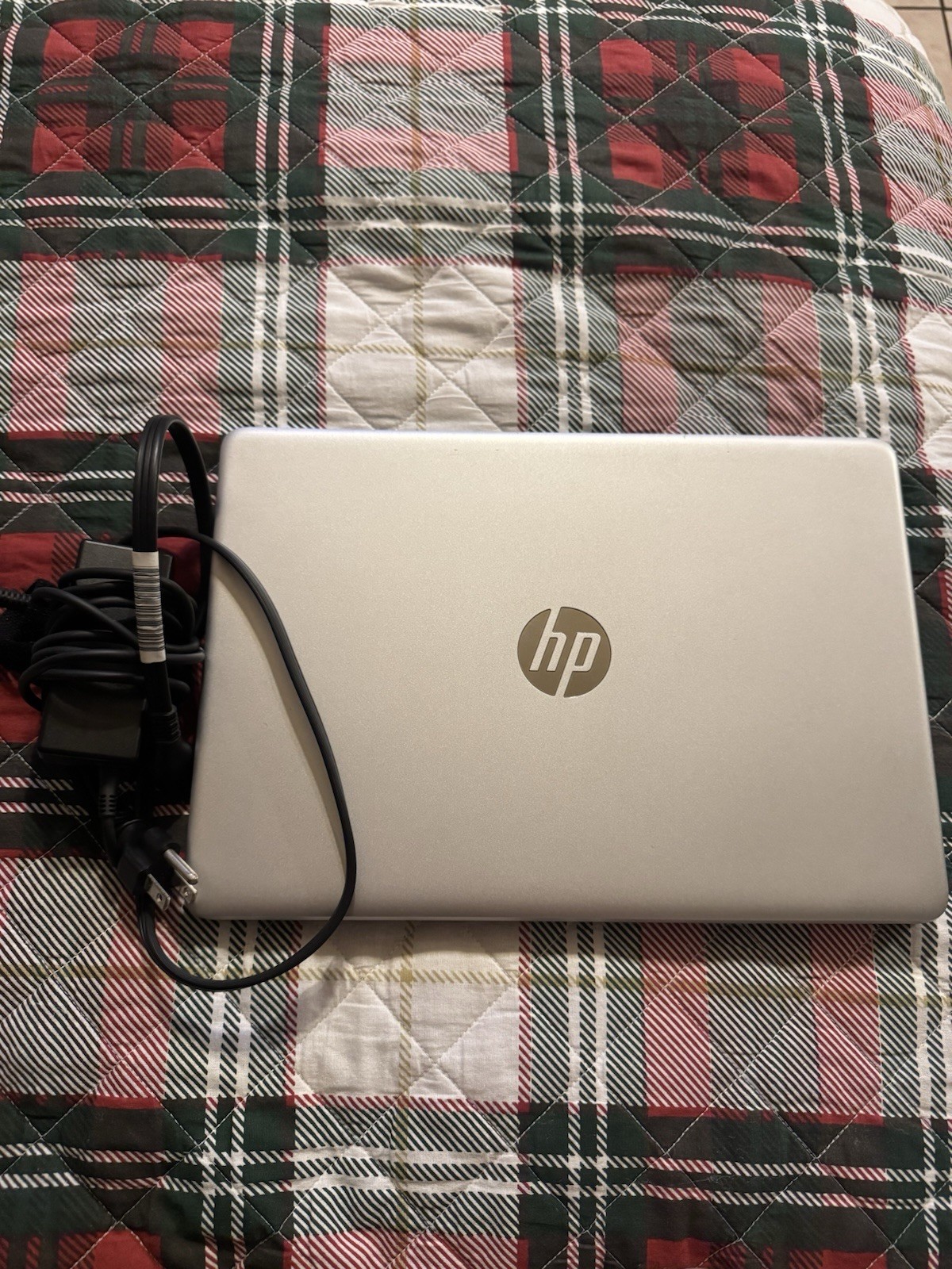 HP 14-inch Silver Notebook Laptop | 14-df0xxx