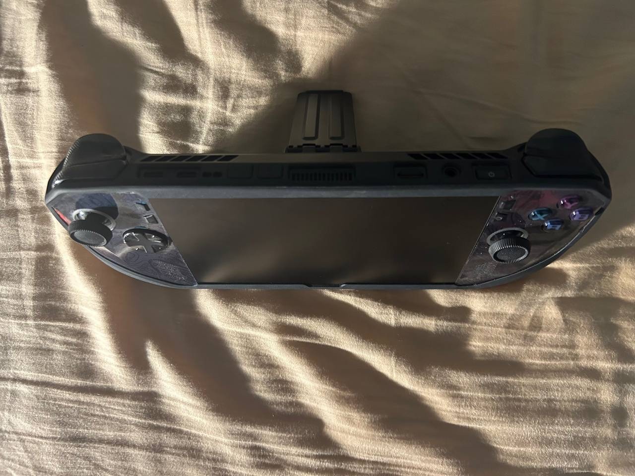 Asus ROG Ally X (1TB) bundle