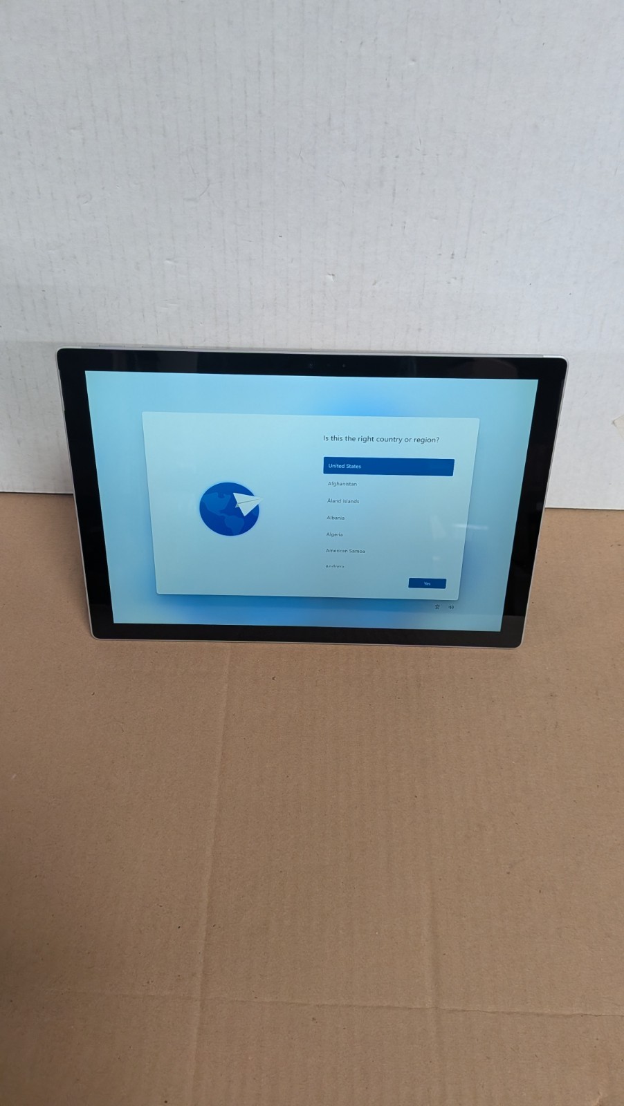 Microsoft Surface Pro 6 12.3″ Touch i5-8350U 8GB RAM 256GB SSD Win11P No AC