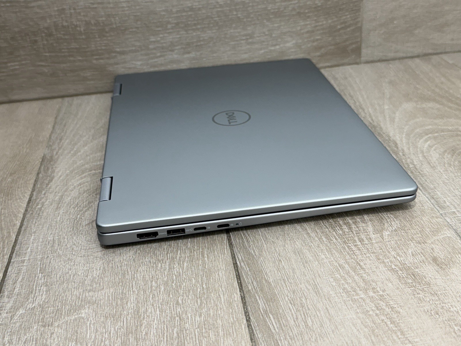 Dell Inspiron 14 7440 WUXGA Touch Laptop Core 7 150U 8GB RAM 512GB SSD Win-11