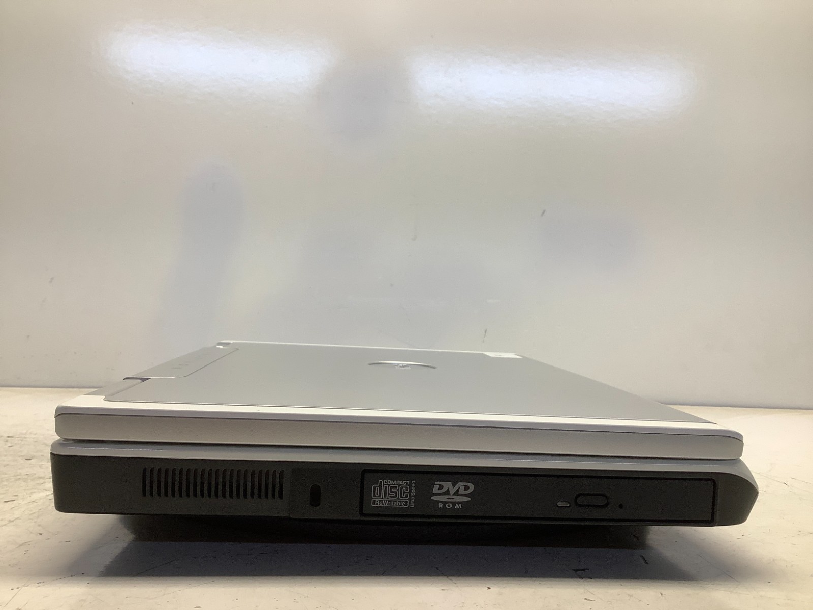 Dell Inspiron 6000 Intel Pentium M 06D8 1.86GHz 1 GB NO HDD