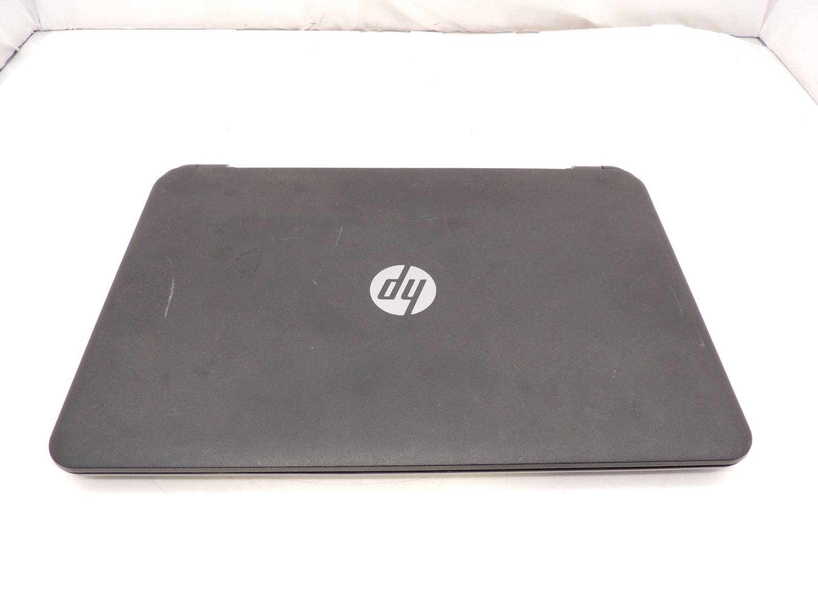 HP 250 G2 15.6″ Core i3 4005U 8GB No HDD/Battery Laptop Tested – Broken Foot