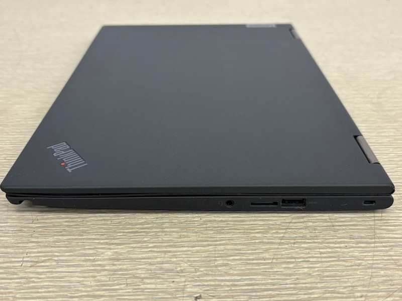 Lenovo ThinkPad X13 Yoga Gen2 Touch i5-1145G7 16GB 256GB SSD W11P ~screen issue
