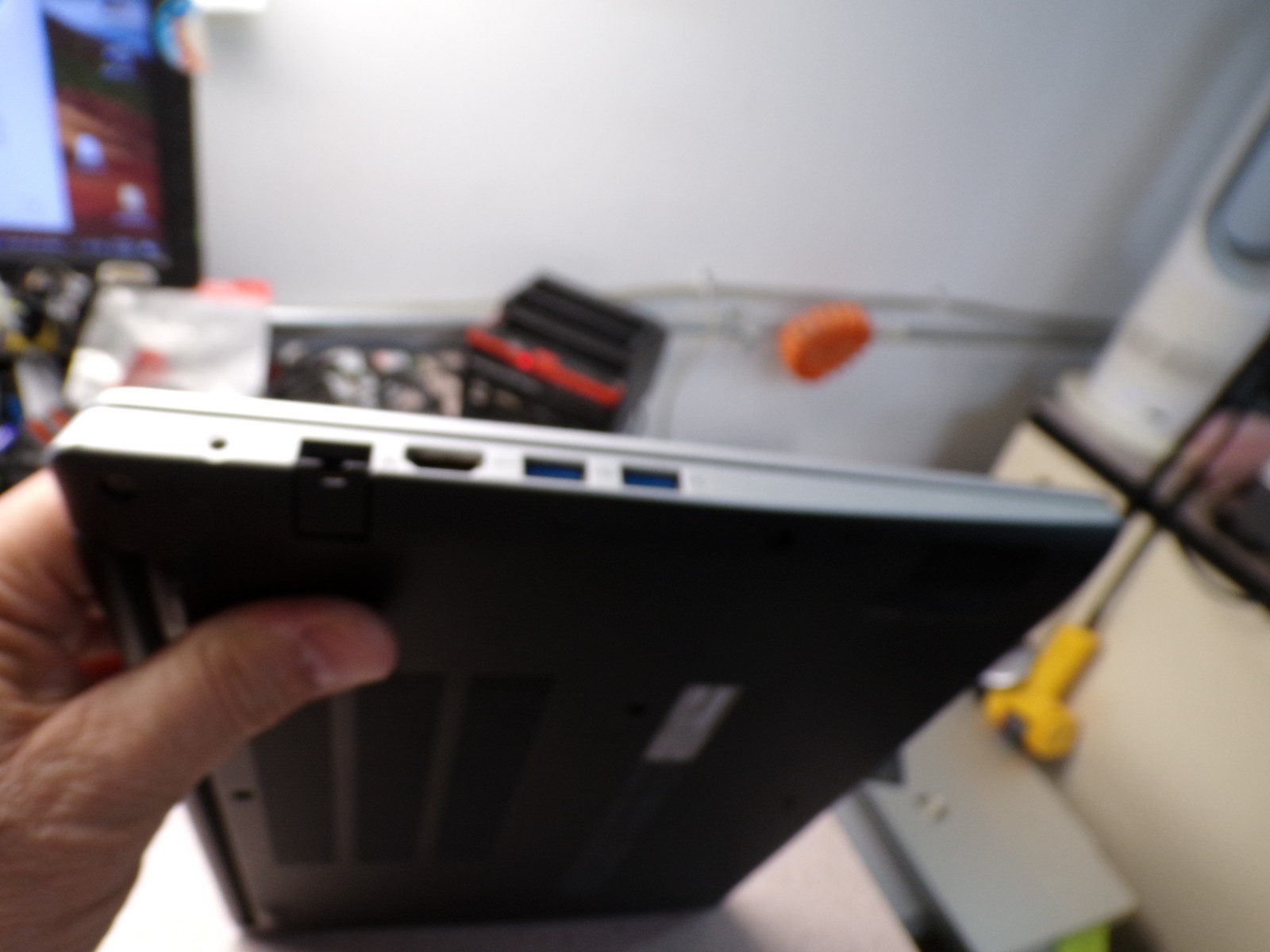 Acer Aspire A314-22g-R4XM Ryzen 3 3250u 8GB 14″ FHD Laptop #57891