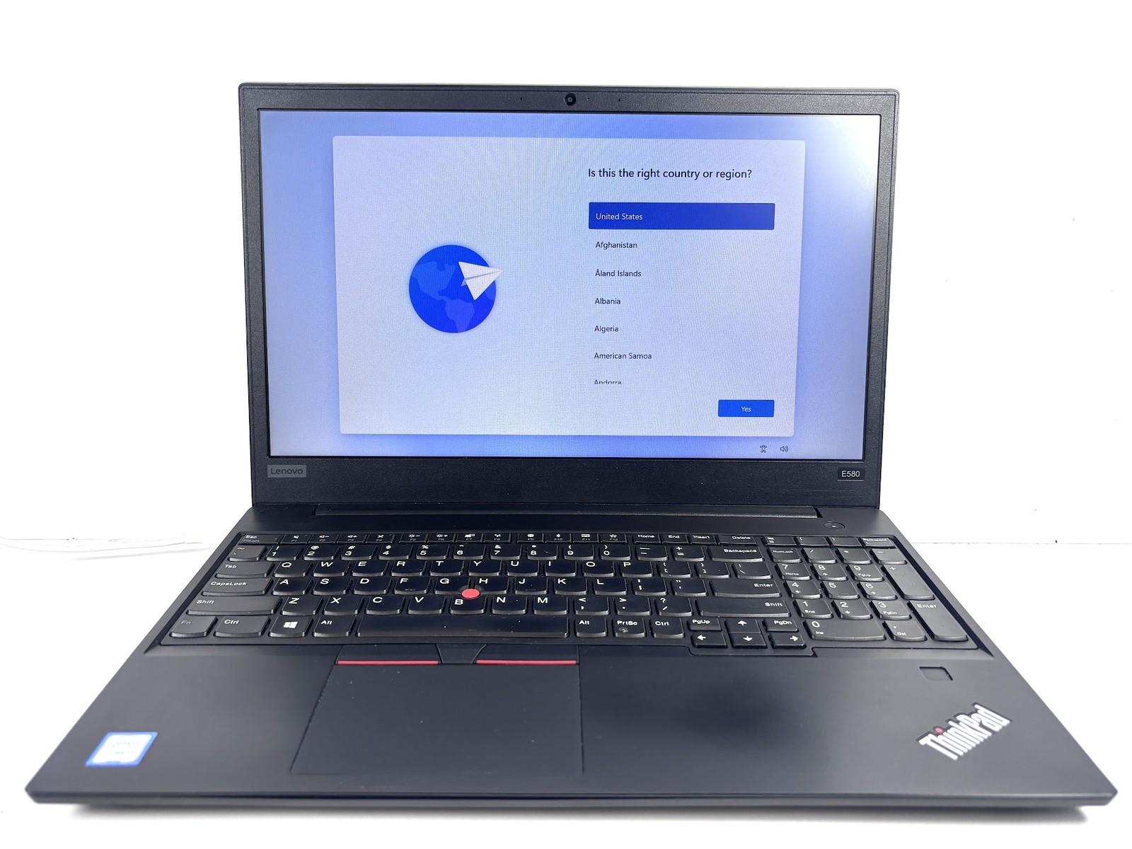 Lenovo ThinkPad E580 – 15.6″ HD, 2.5GHz i5, 8GB RAM, 256GB SSD, Windows 11
