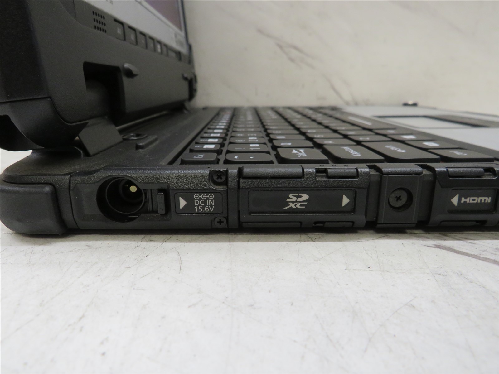 Panasonic Toughbook CF-33 Intel i5-10310U@1.7GHz 16GB RAM Laptop 4680Hrs
