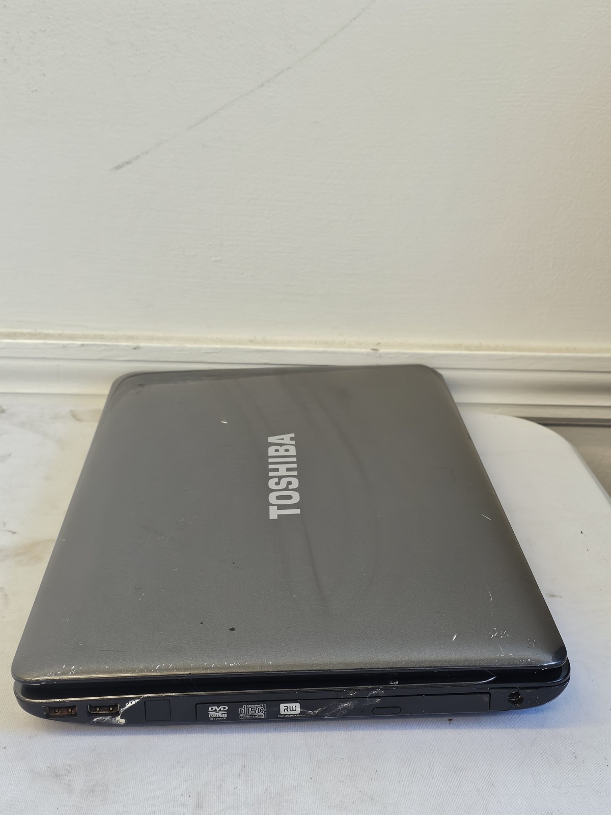 Toshiba Satellite L655-S5150 Laptop – Intel Pentium P6200 – 4GB RAM – Read Desc.