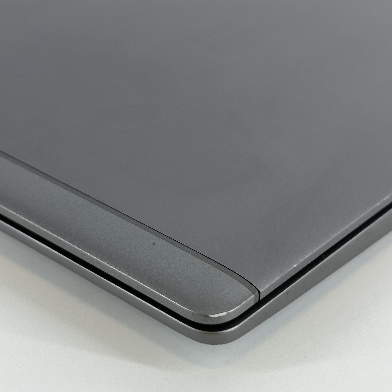 HP ZBook 15u G5 15.6 FHD i7-8650U 1.90GHz 16GB 512GB SSD AMD Radeon Pro WX 3100