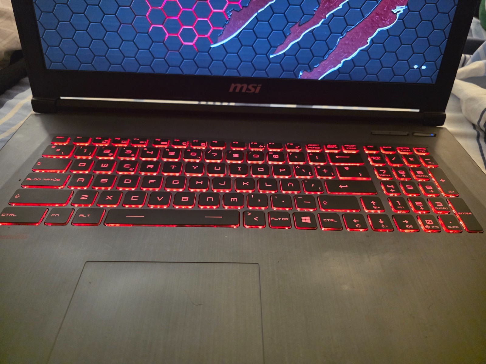 MSI GAMING GF72VR Intel Core i7-7700HQ 32GB 512GB SSD + 1TB HDD NVIDIA GTX 1060