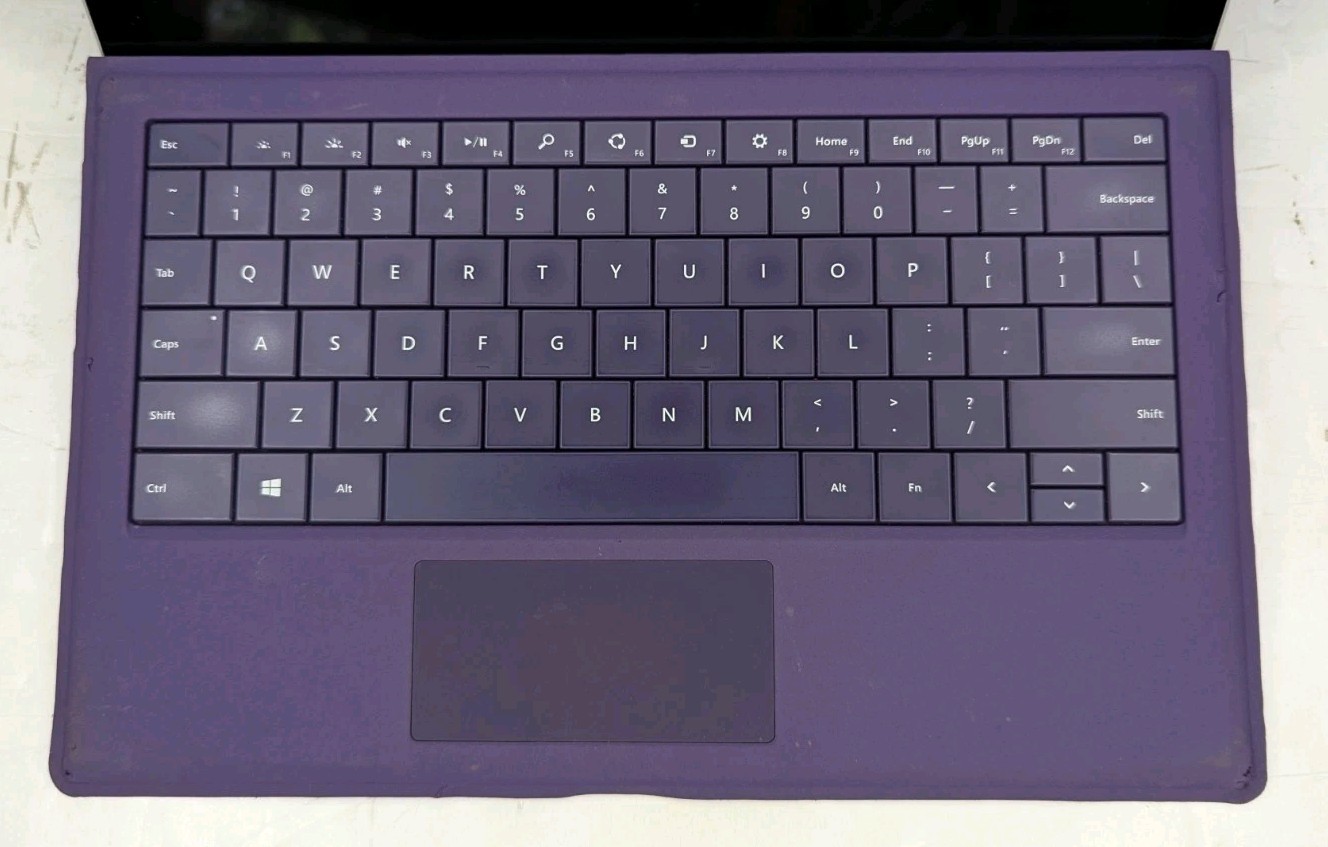 Microsoft Surface Pro 4 (1724) Tablet i5-6300U 8GB RAM 128GB SSD Win 11 Pro