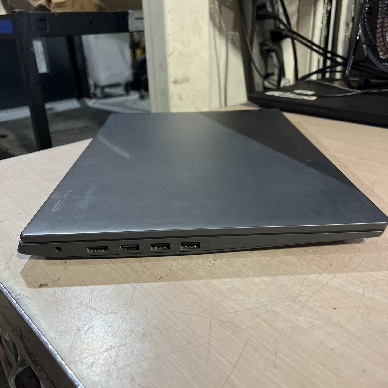 LENOVO V15-ADA AMD ATHLON GOLD 3150U 8GB RAM NO HD