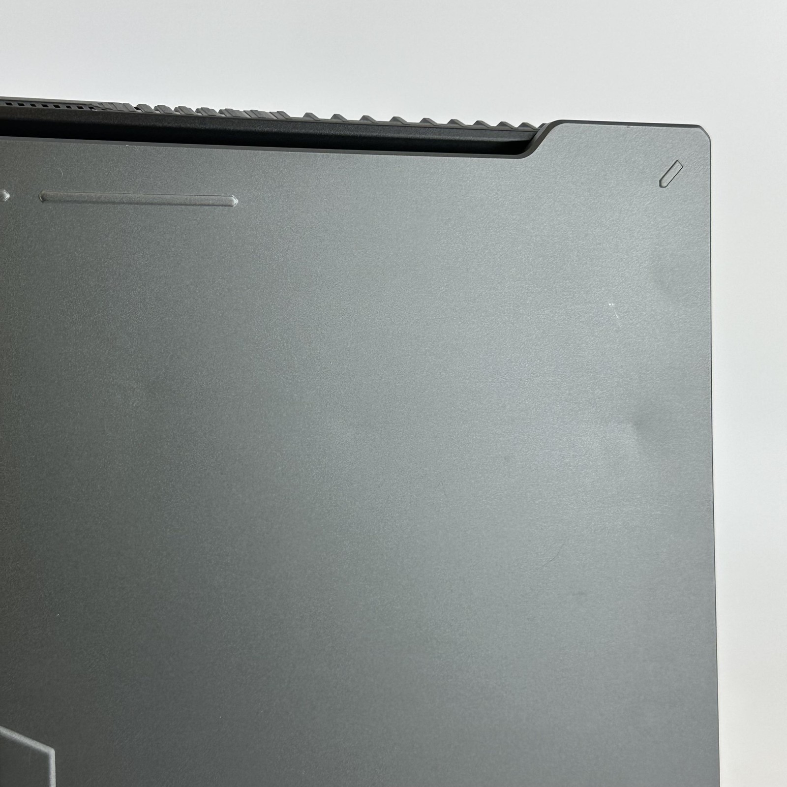 Asus TUF F17 17.3 240Hz 2K 2.4 GHz i7-13620H 16GB 1TB SSD RTX 4070 Good
